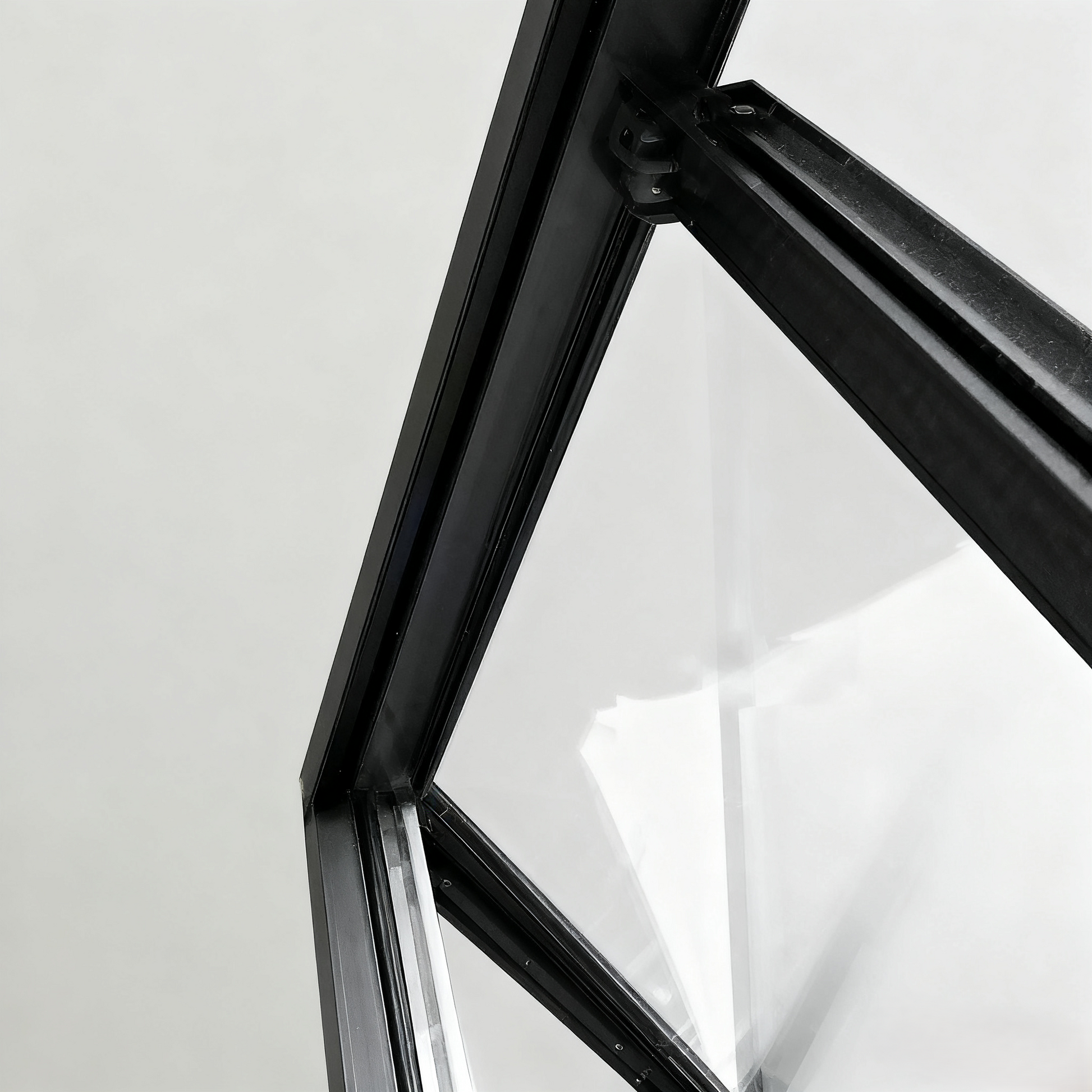 Diamond-shaped sliding black frame